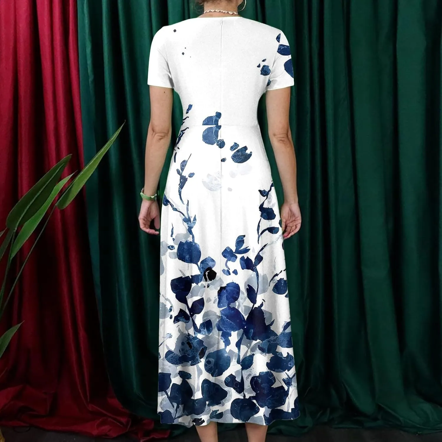 Women Plus Size Short Sleeve Dresses Summer Casual Maxi Dress Crew Neck Floral Flowy Beach A Line Dress with Pockets
